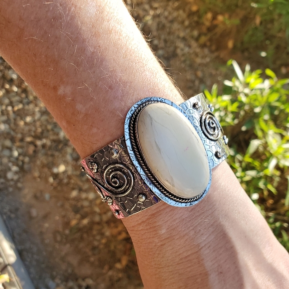 New Huge Lemon Chrysoprase 925 Silver Cuff Bracelet. - Picture 13 of 16